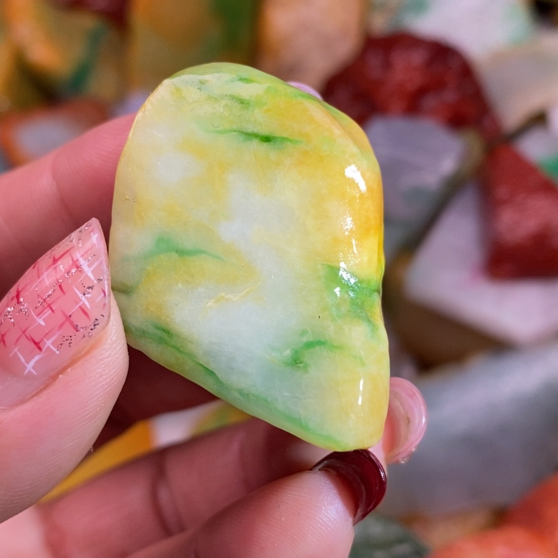 翡翠颈饰未镶嵌缅甸翡翠