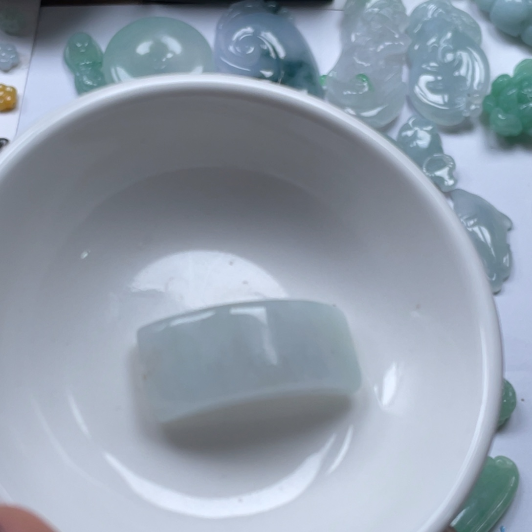 翡翠颈饰未镶嵌56785678