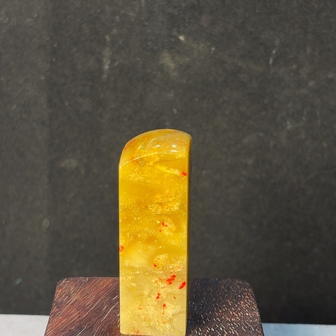 隆***昌化石昌化田黄鸡血印章