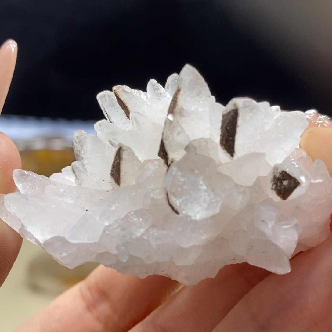 水晶矿标未镶嵌原石