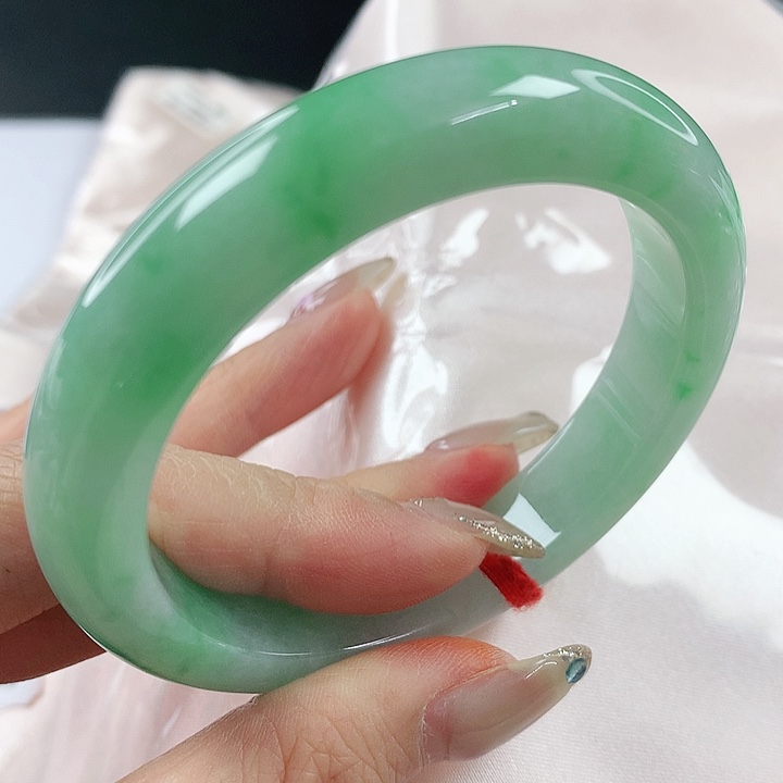 未镶嵌手镯翡翠，771