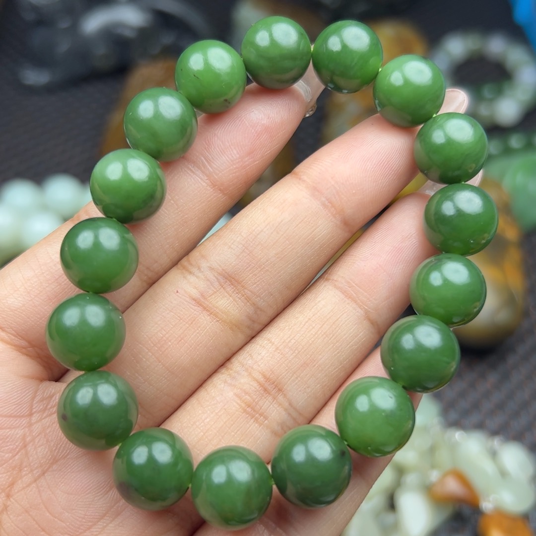 和田玉吊坠未镶嵌