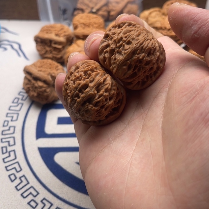 文玩核桃吊坠哈哈