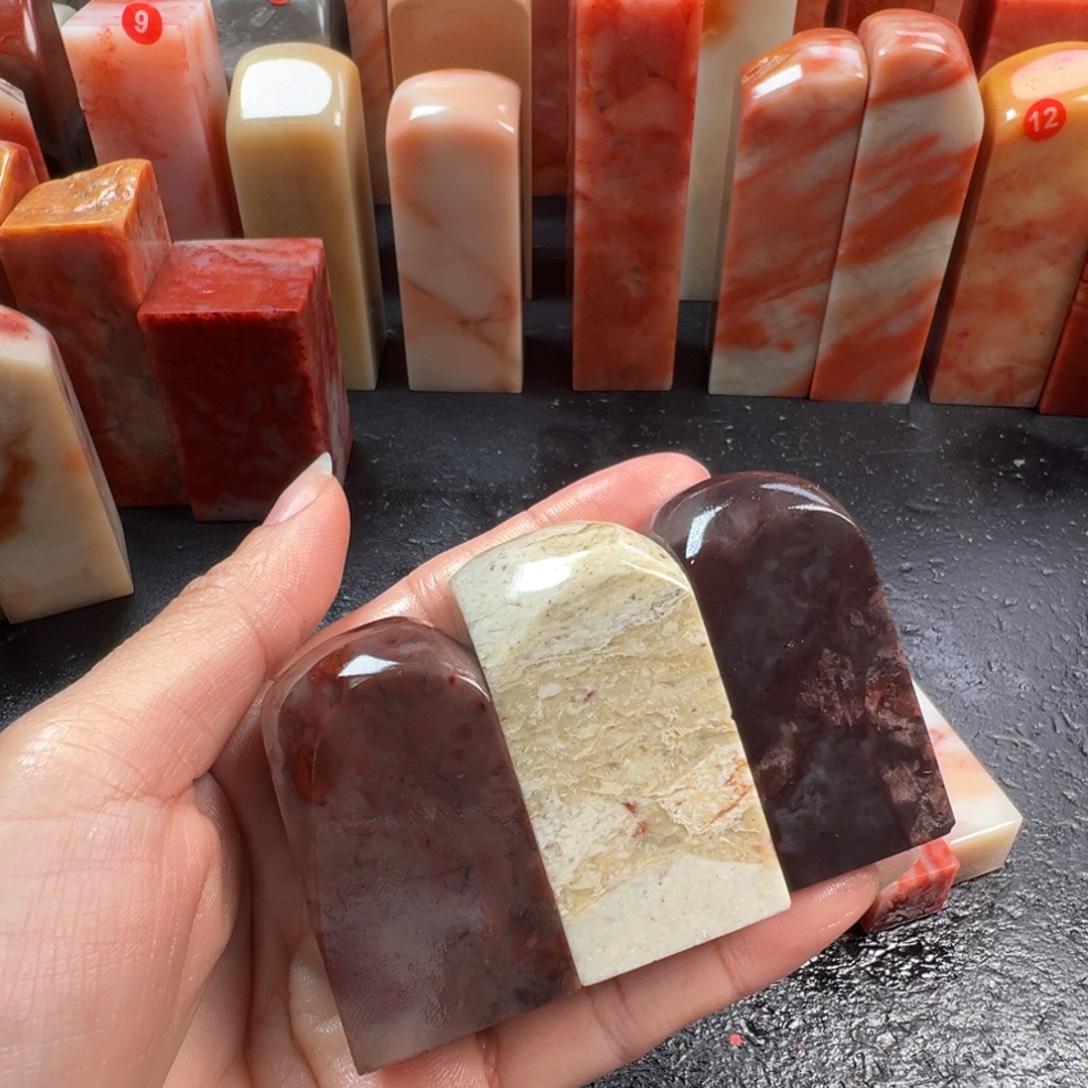 鱼****老挝石印石老挝石