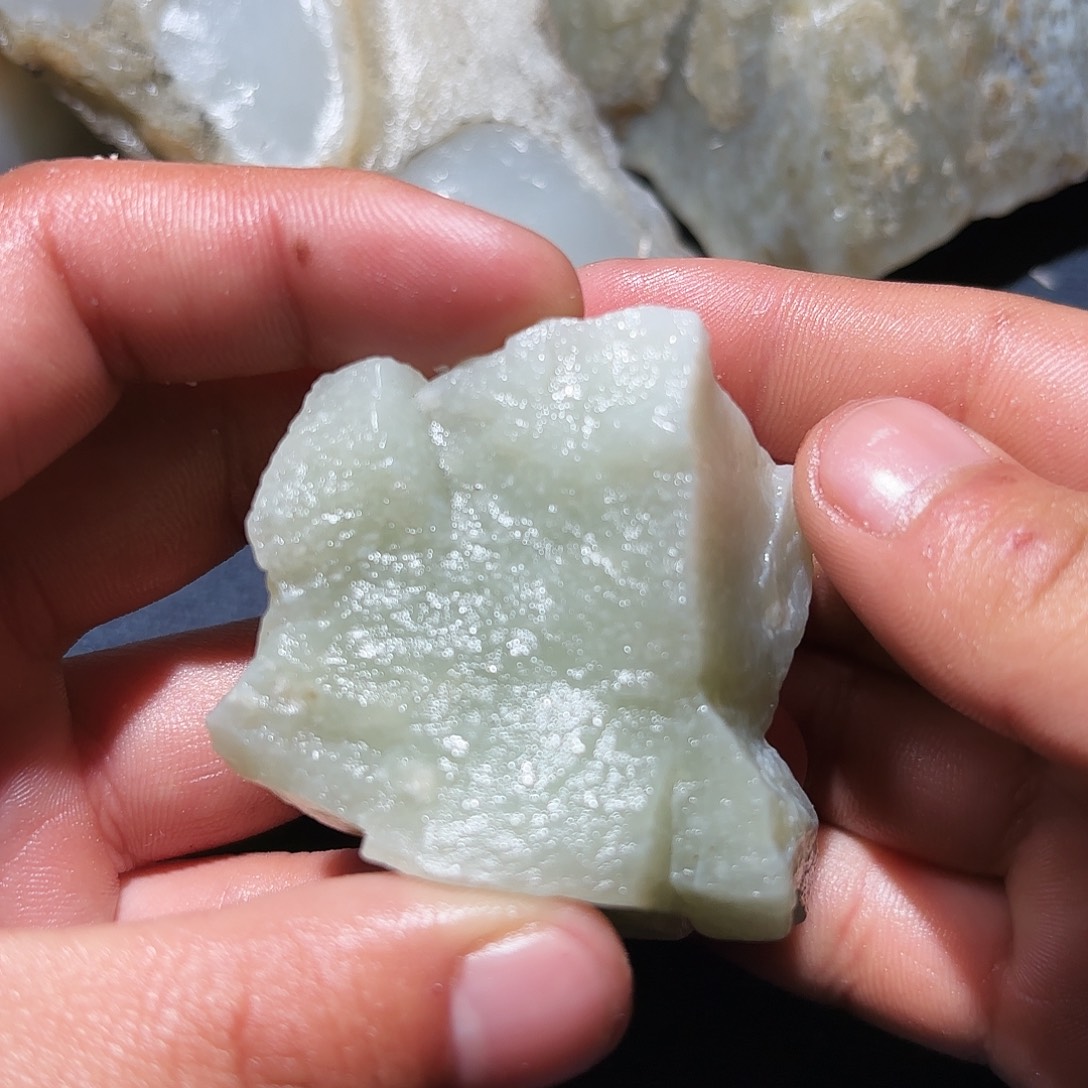 和田玉未镶嵌珠宝奇石