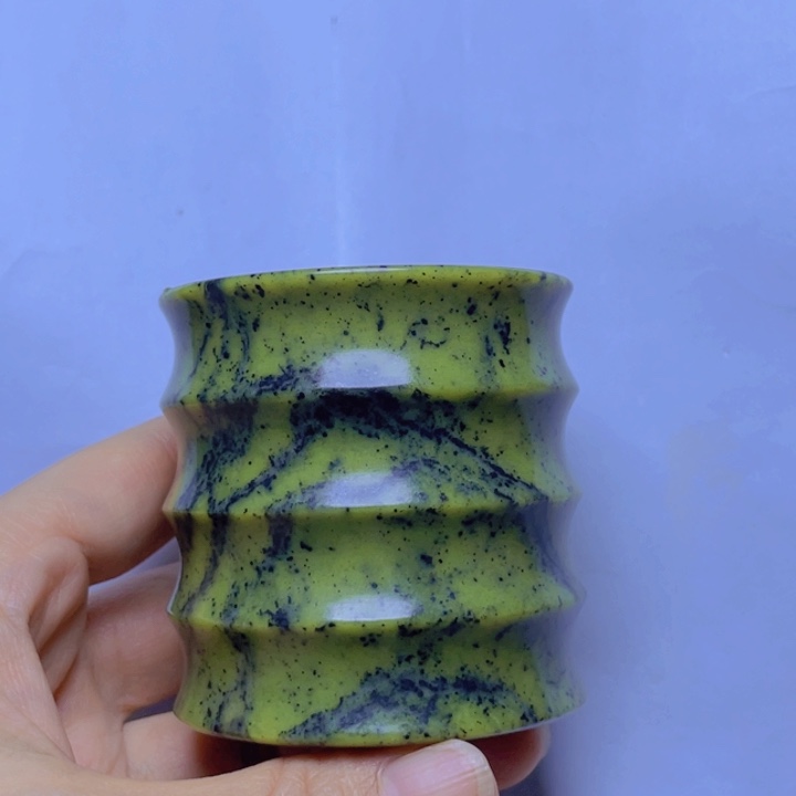 未镶嵌蛇纹石玉竹节禅杯糯**多