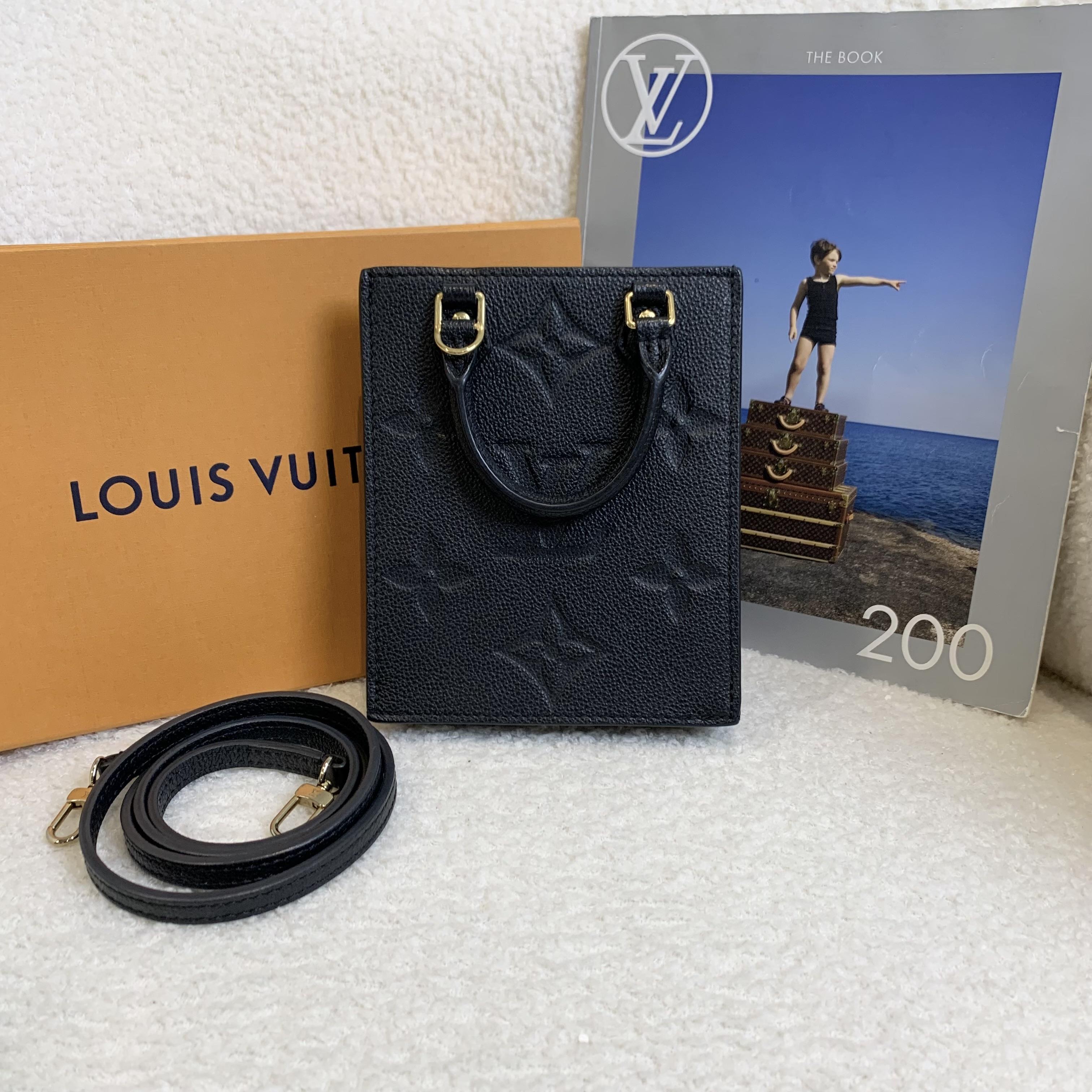 99新 LouisVuitton/路易威登 壹臻/黑金压纹mini琴谱包/11753427