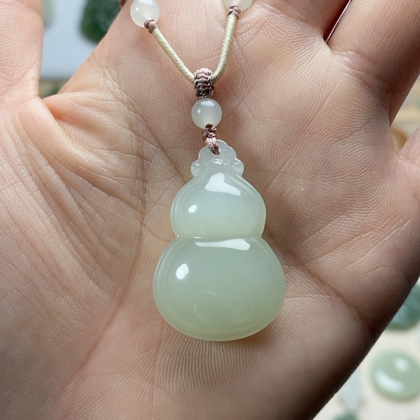 【闪购商品】颈饰未镶嵌和田玉