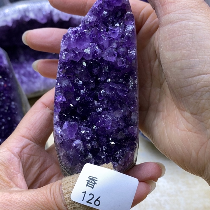 水晶大型摆件（非配饰）未镶嵌