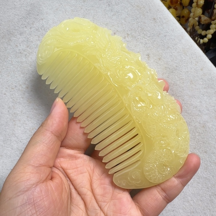 未镶嵌蜜蜡珠宝奇石