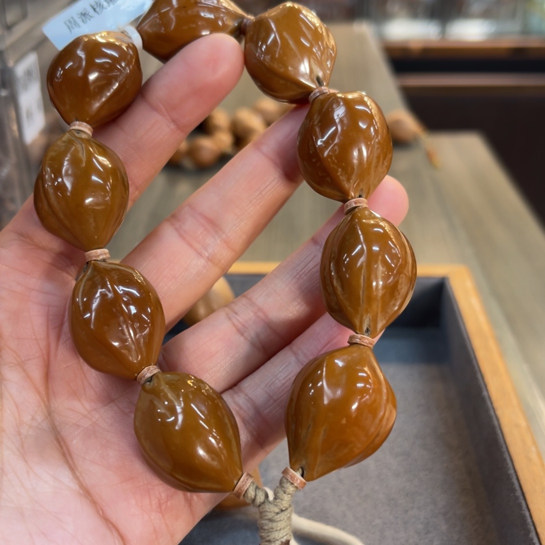 吊坠橄榄核去霜铁素