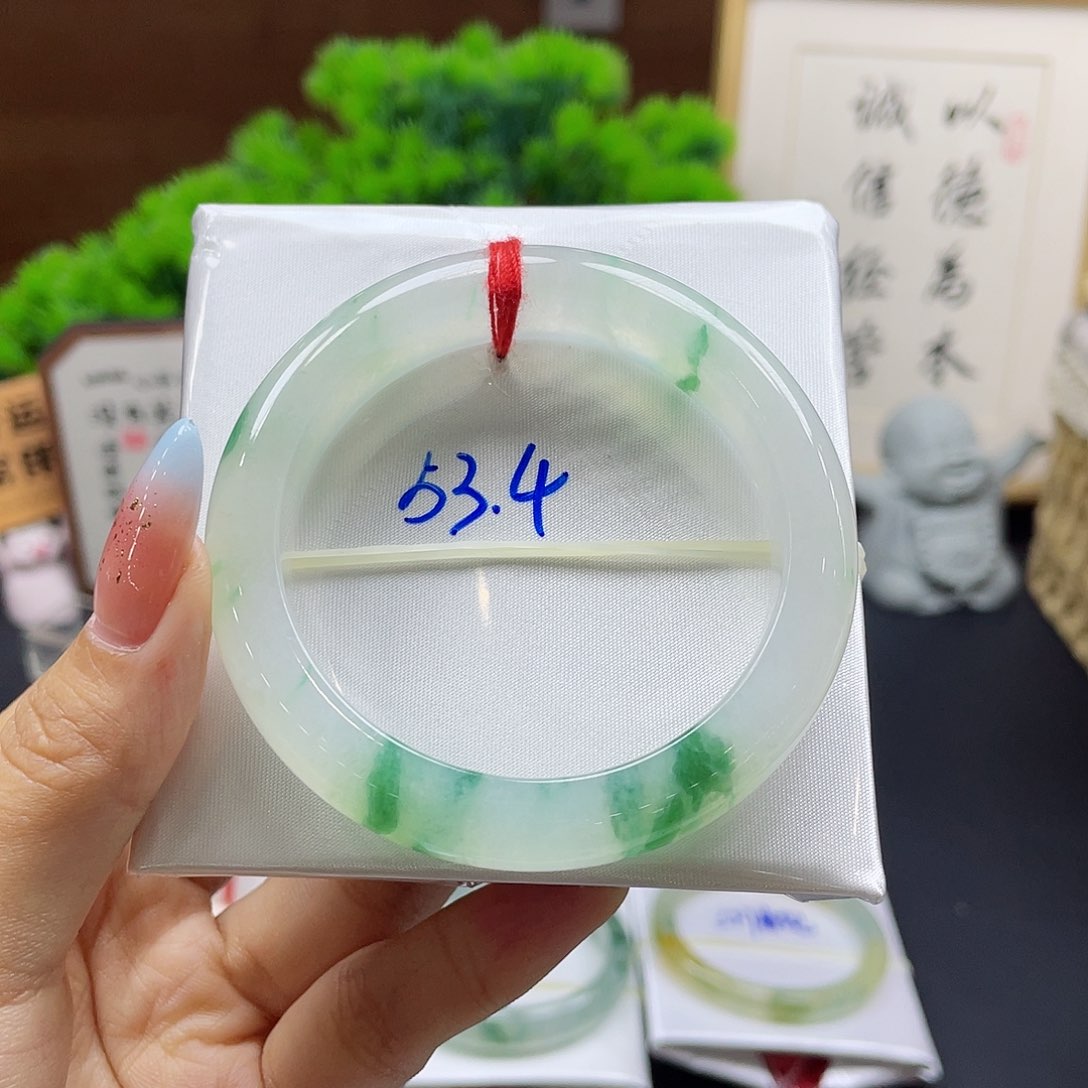 翡翠未镶嵌手镯?**?链接99
