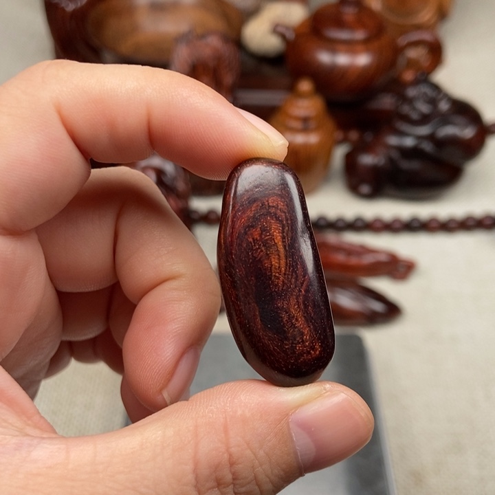 黄花梨/降香黄檀把件