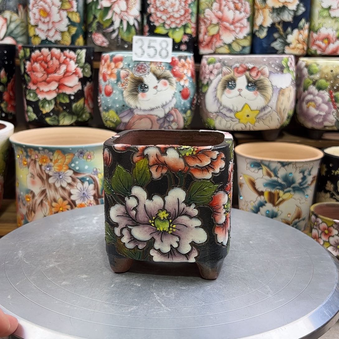 景德镇陶瓷花盆口8.5高10