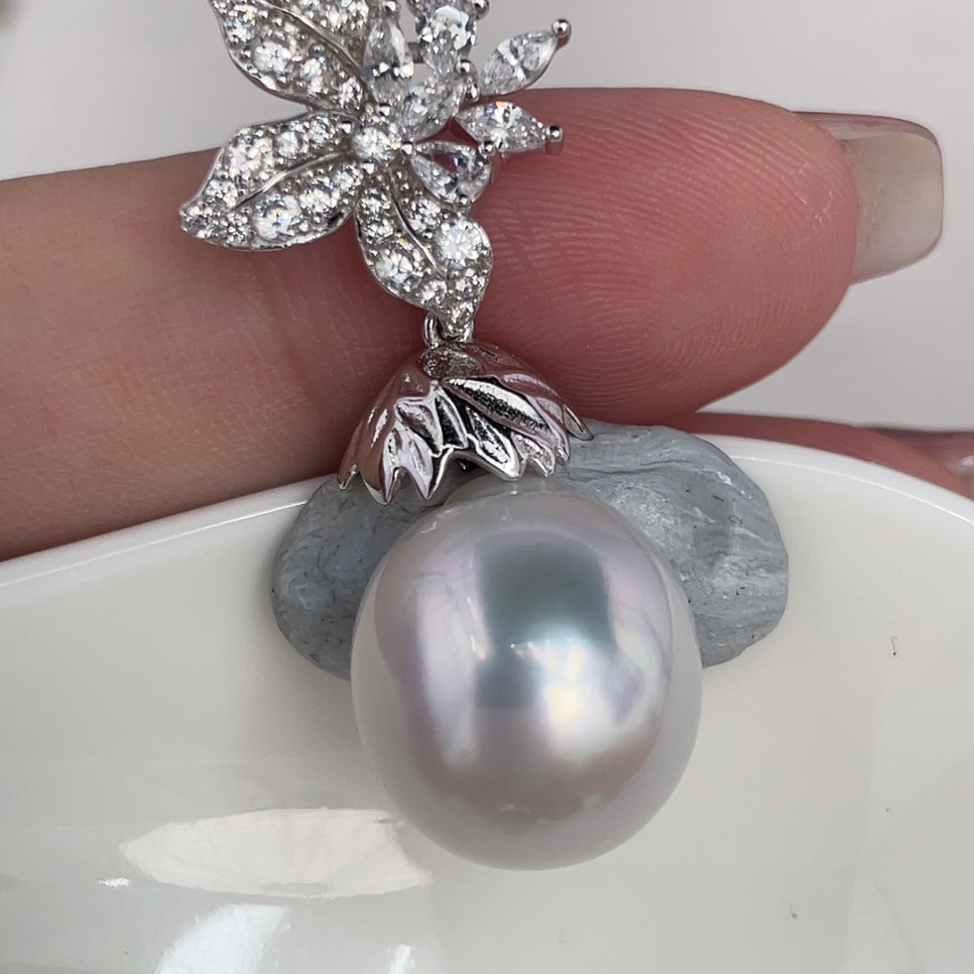 定制海水珍珠未镶嵌裸珠14.3mm炫彩银蓝澳白吊坠