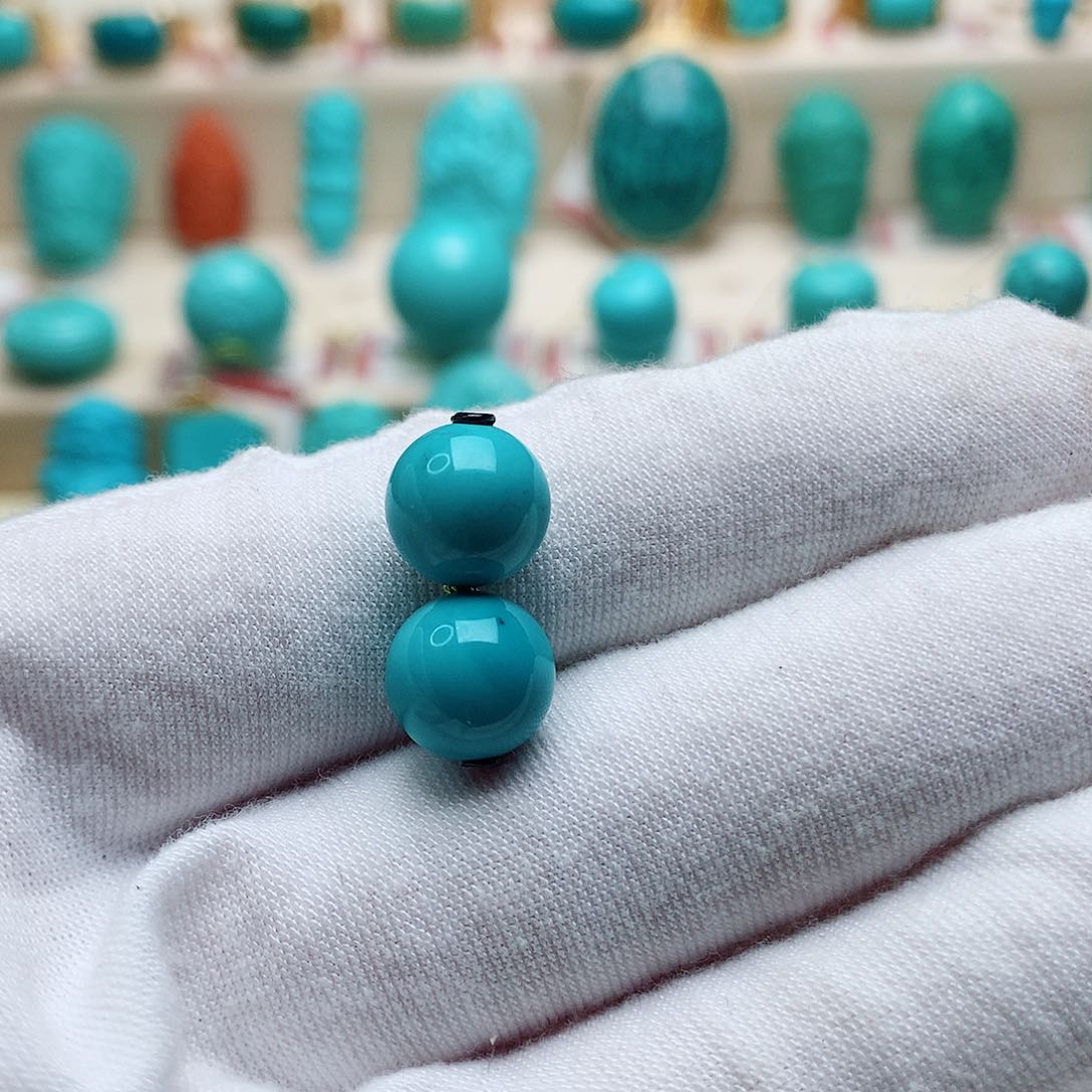 绿松石配饰未镶嵌