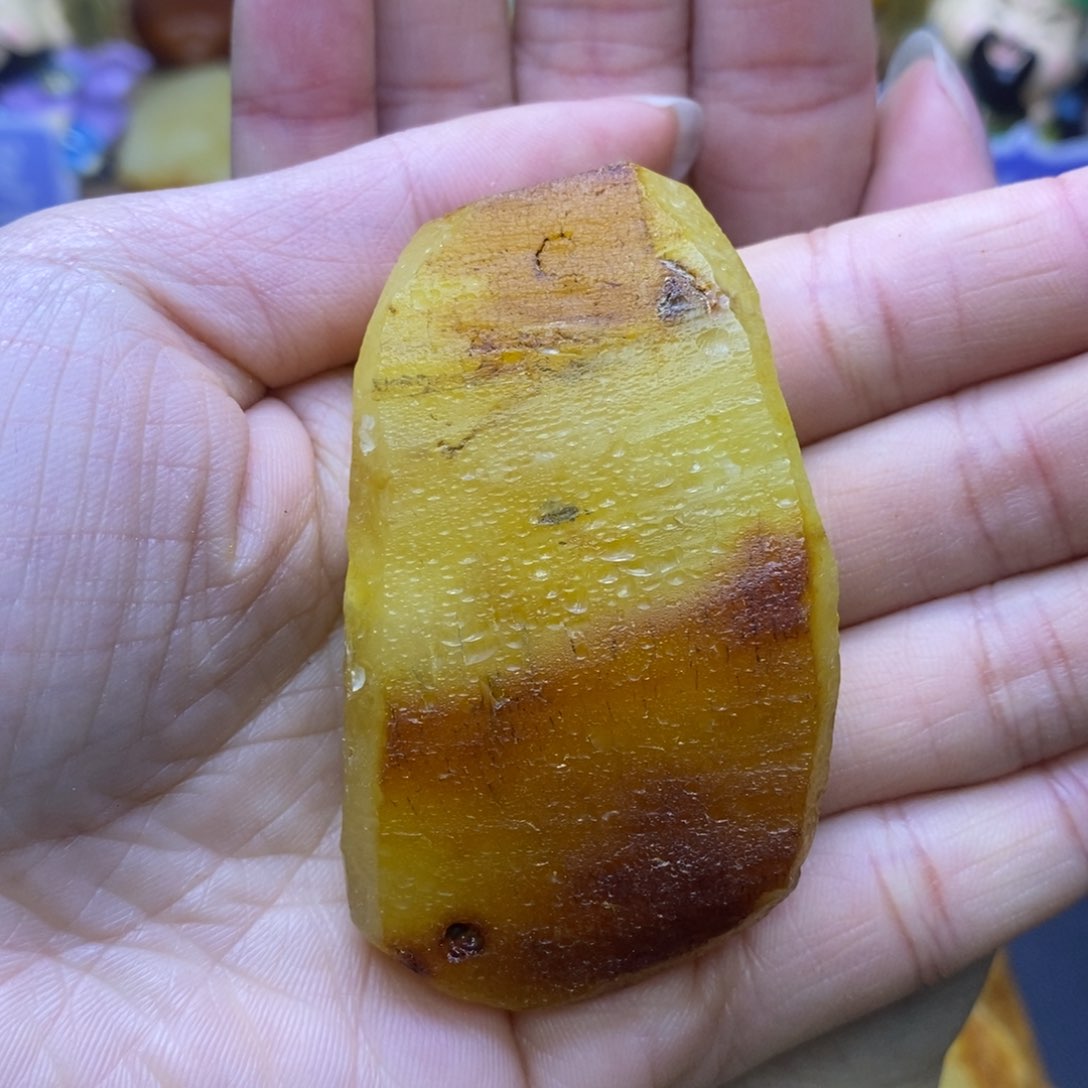 定制琥珀未镶嵌?**?吴