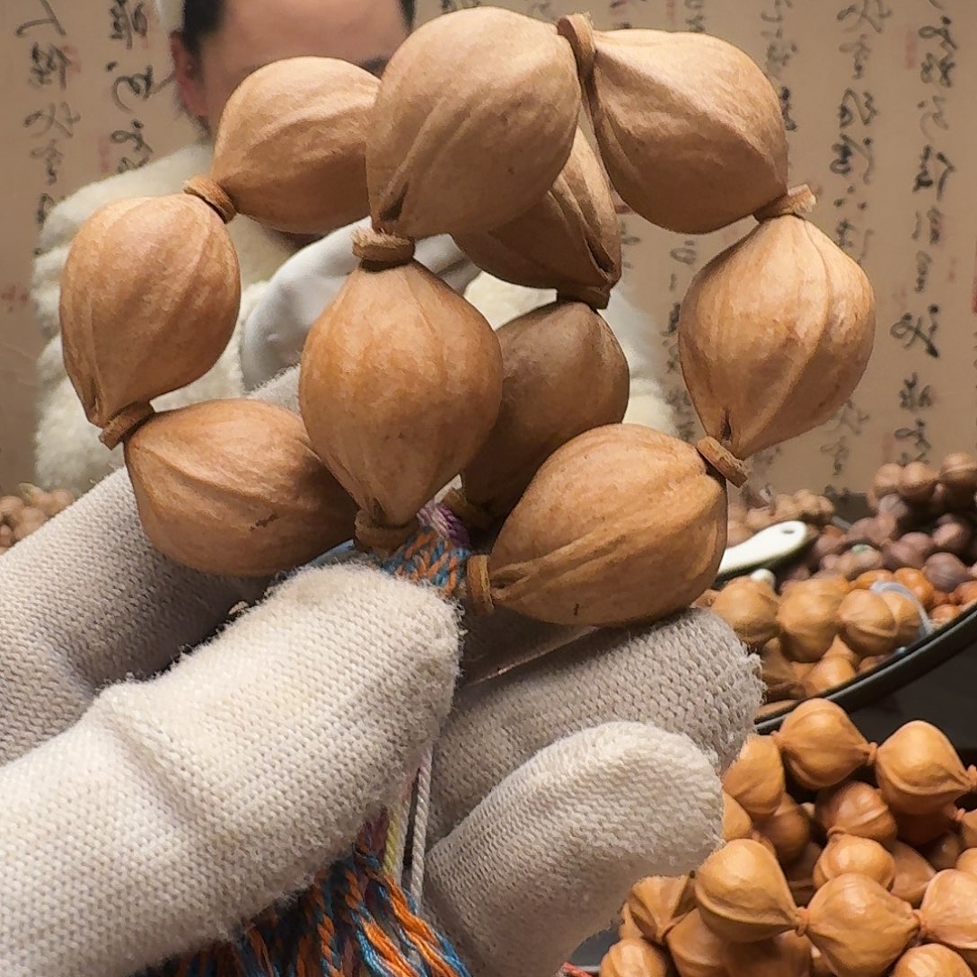 手串橄榄核蒜头核