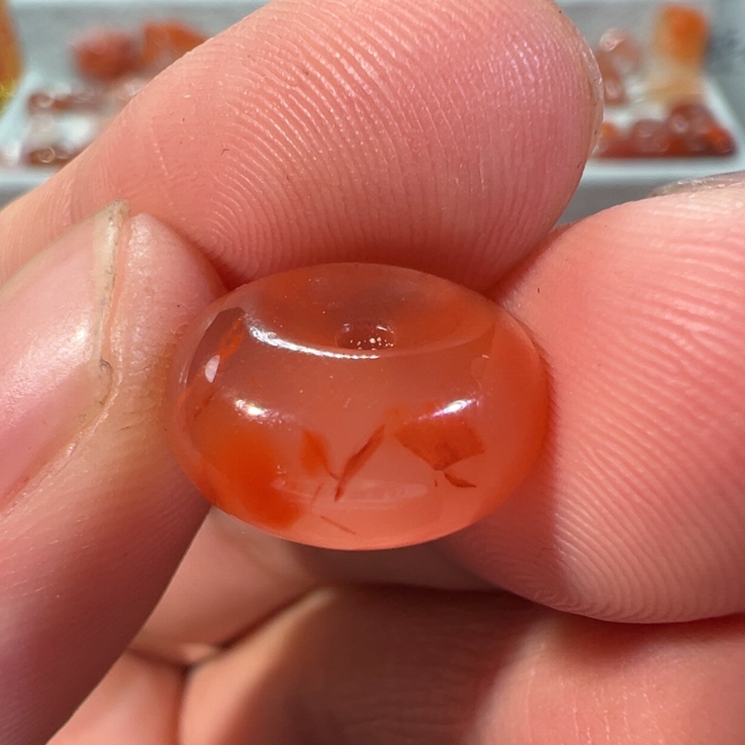 南红玛瑙川料未镶嵌平安扣1