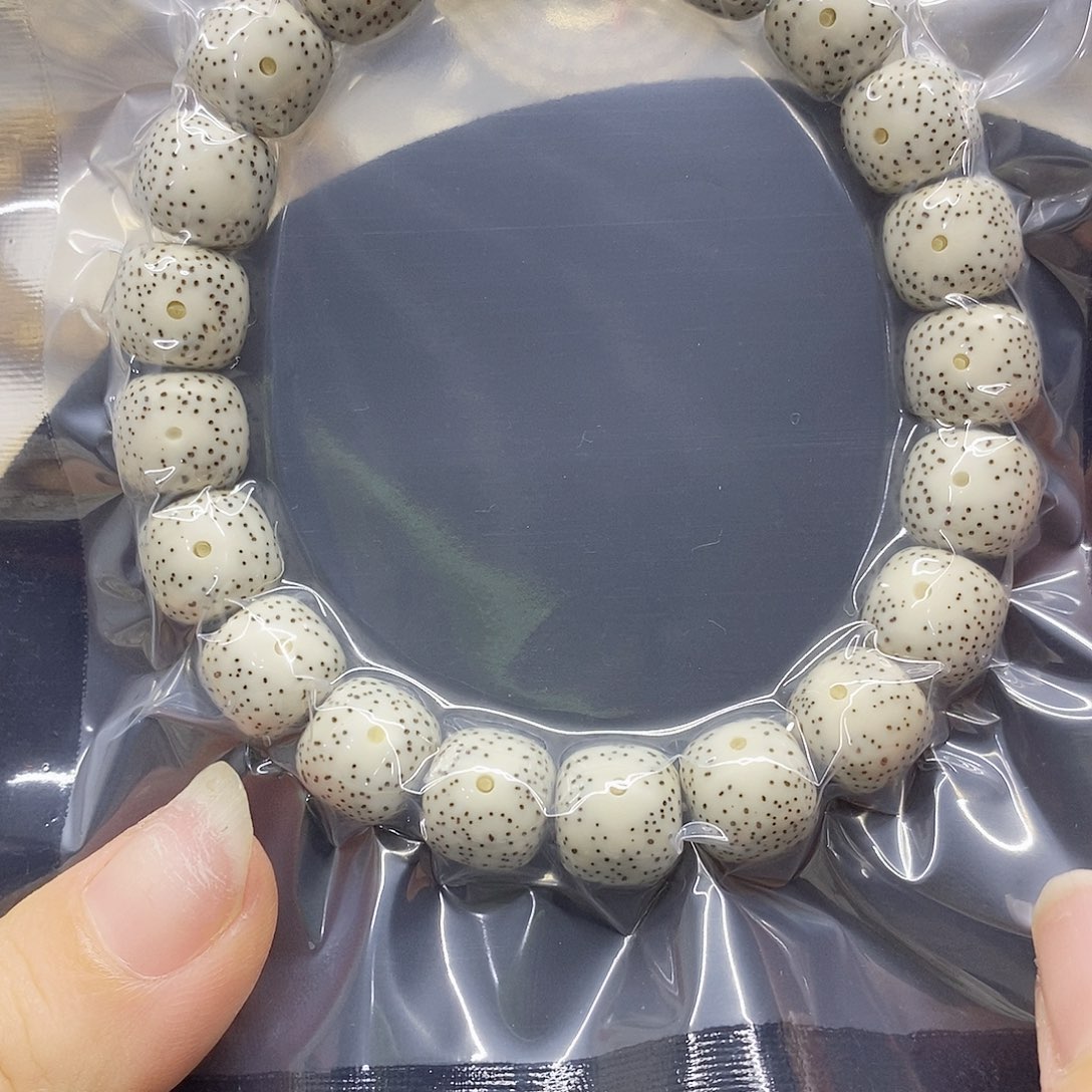 星月菩提手串12.11星月菩提