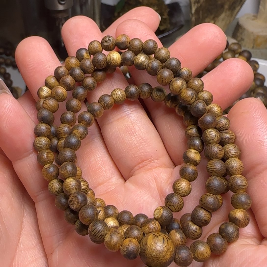 沉香手串白棋5mm虫漏多圈手串