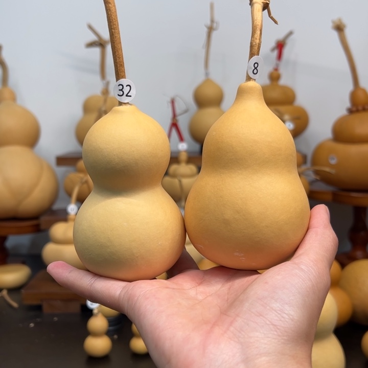 猪***ā白皮胖墩奶瓶两个