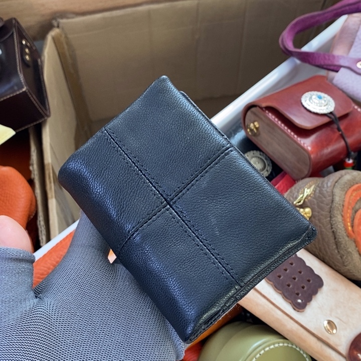 头层牛皮瑕疵A8活页本