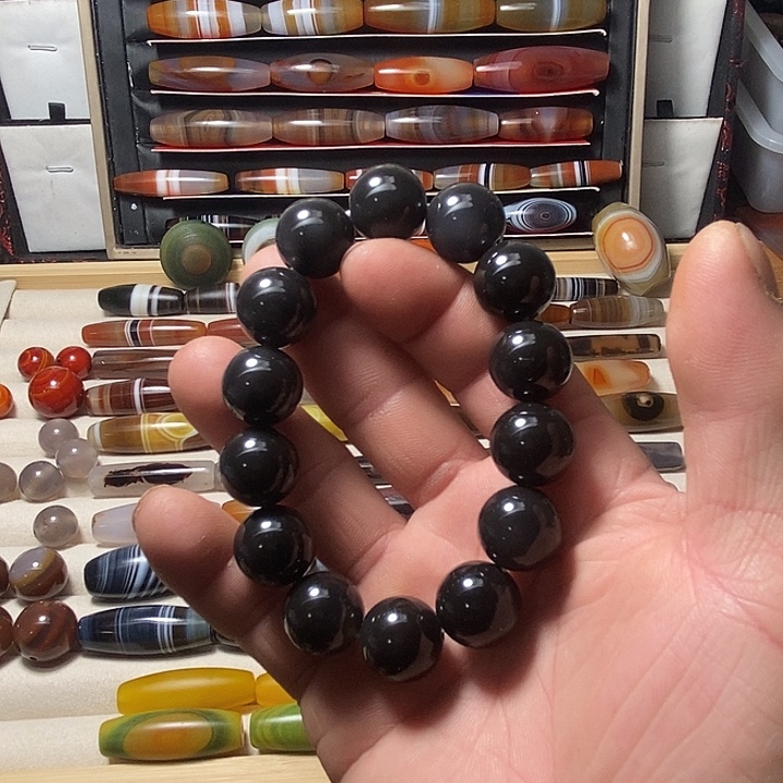 玛瑙/玉髓合金颈饰