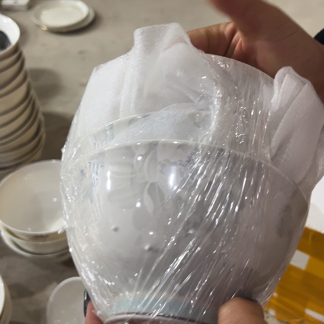 瓷片月光面碗四个微瑕