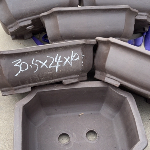 100-6。      微瑕30.5-24-10.5