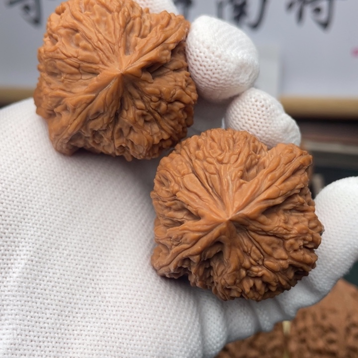 文玩核桃吊坠津**爷45尺三角拉丝凹底257