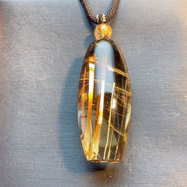 颈饰未镶嵌发晶天然钛晶桶珠吊坠