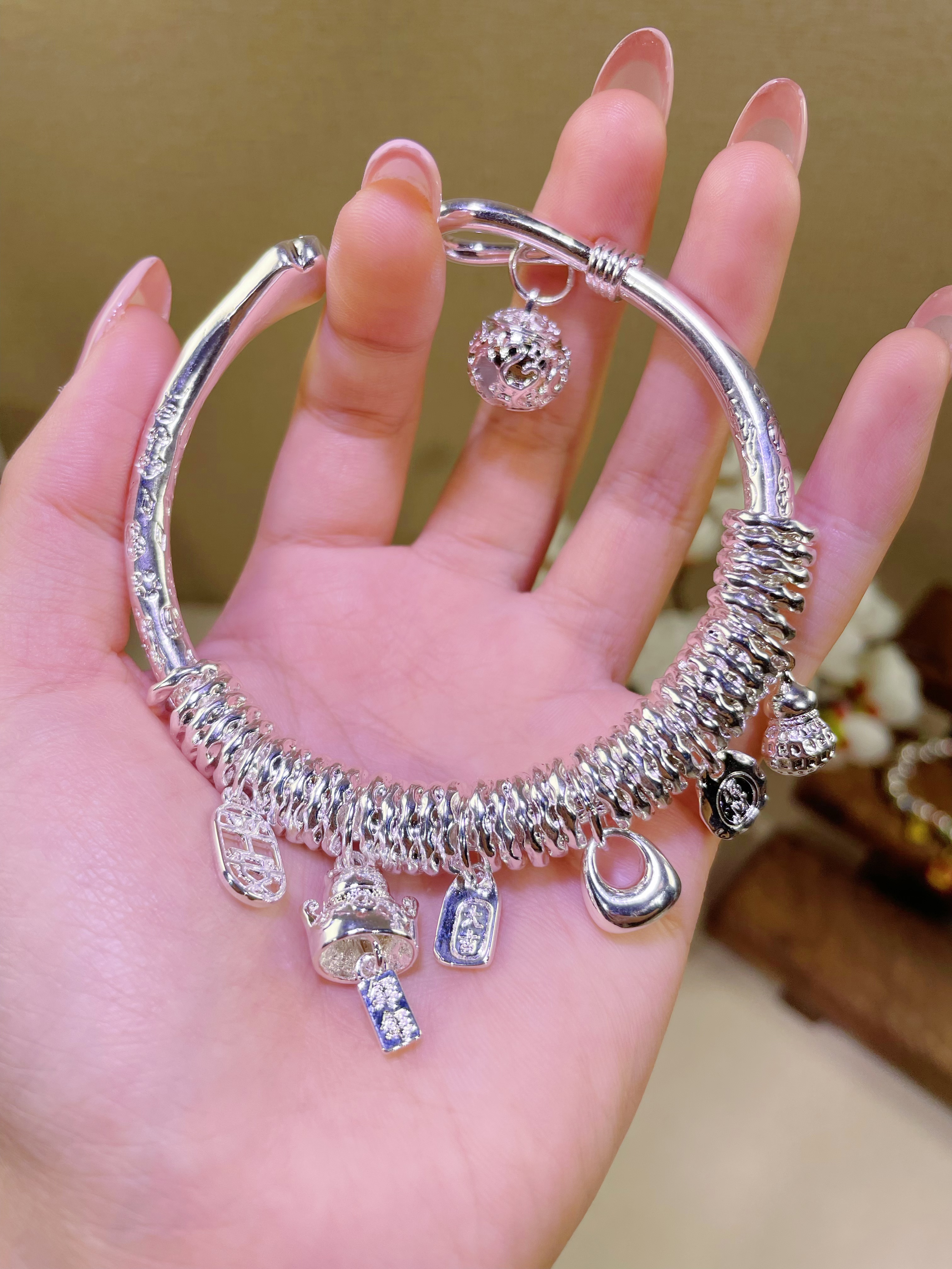 足银999.9盘缠招财猫吊坠银手镯