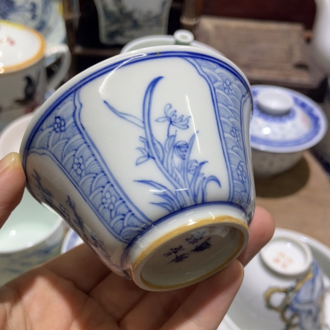 卷***婷陶瓷艺术品的制作