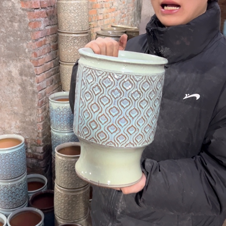 紫砂花盆瑕疵20/30ch j h g ch