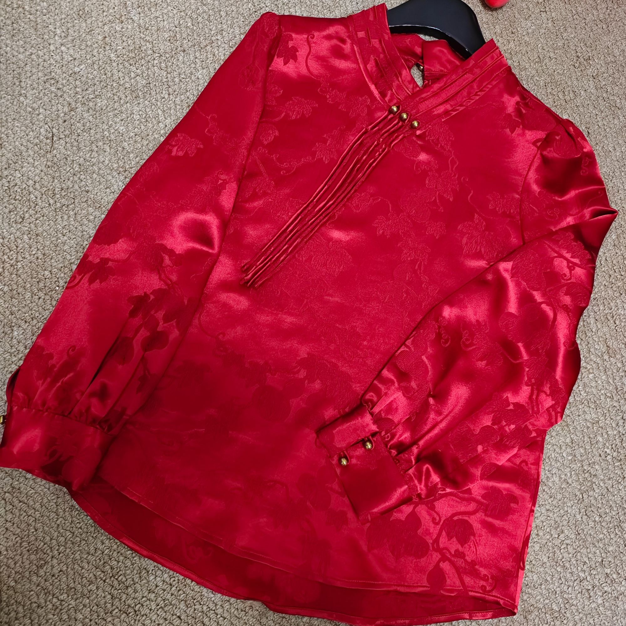 2026年早春红色新年战袍国风汉服中国风桑蚕丝冠乐绉衬衫中式