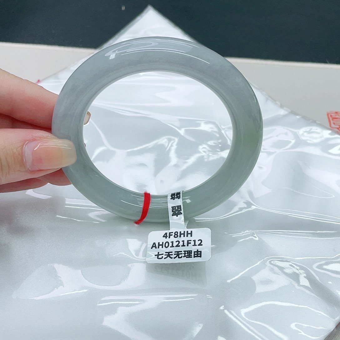 翡翠手镯未镶嵌圆56.5