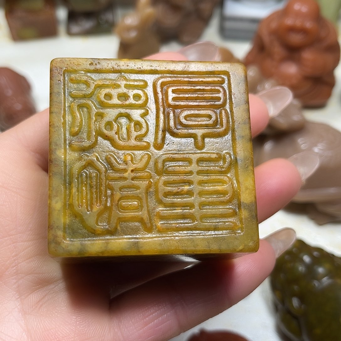 白玉菩提吊坠白玉菩提吊坠