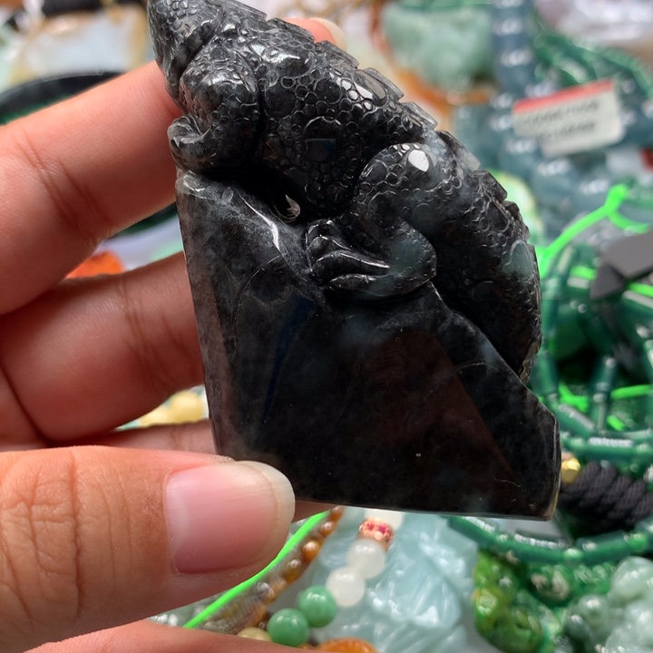 翡翠颈饰未镶嵌保真天然A货翡翠