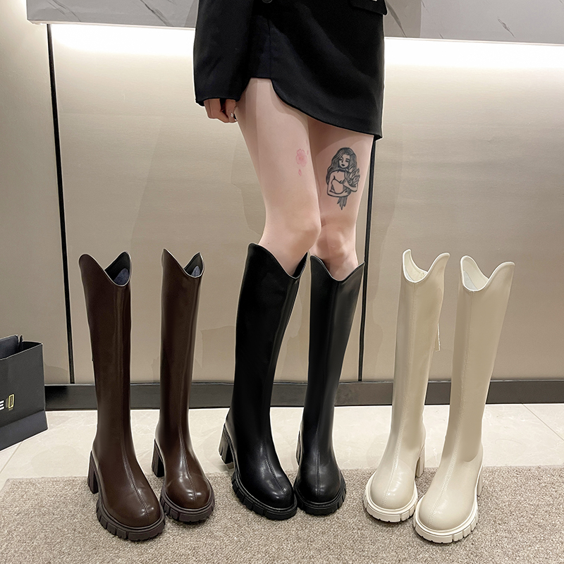 6厘米跟高，超软时尚百搭骑士长筒靴小个子