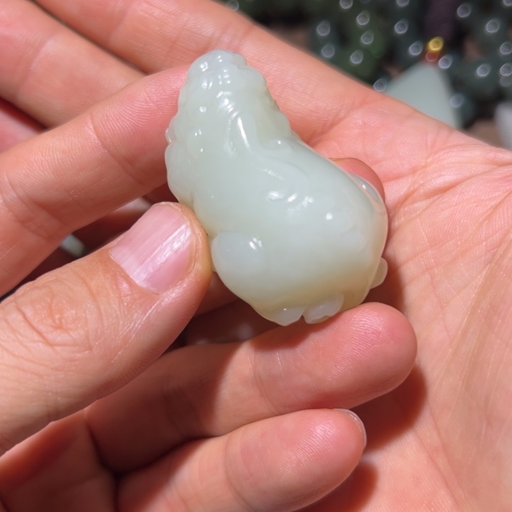 颈饰未镶嵌和田玉（糖玉）诸***-