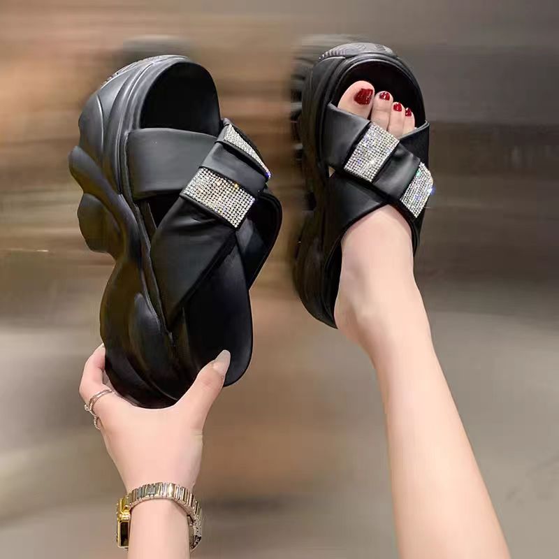 休闲时尚百搭潮女凉鞋501-580