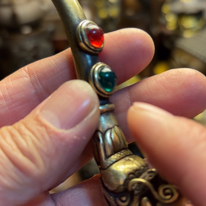 铜器摆件    点击下单