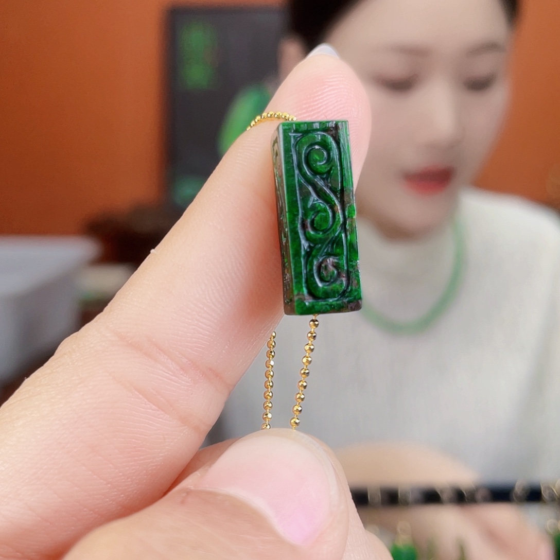 翡翠未镶嵌耳饰饰品