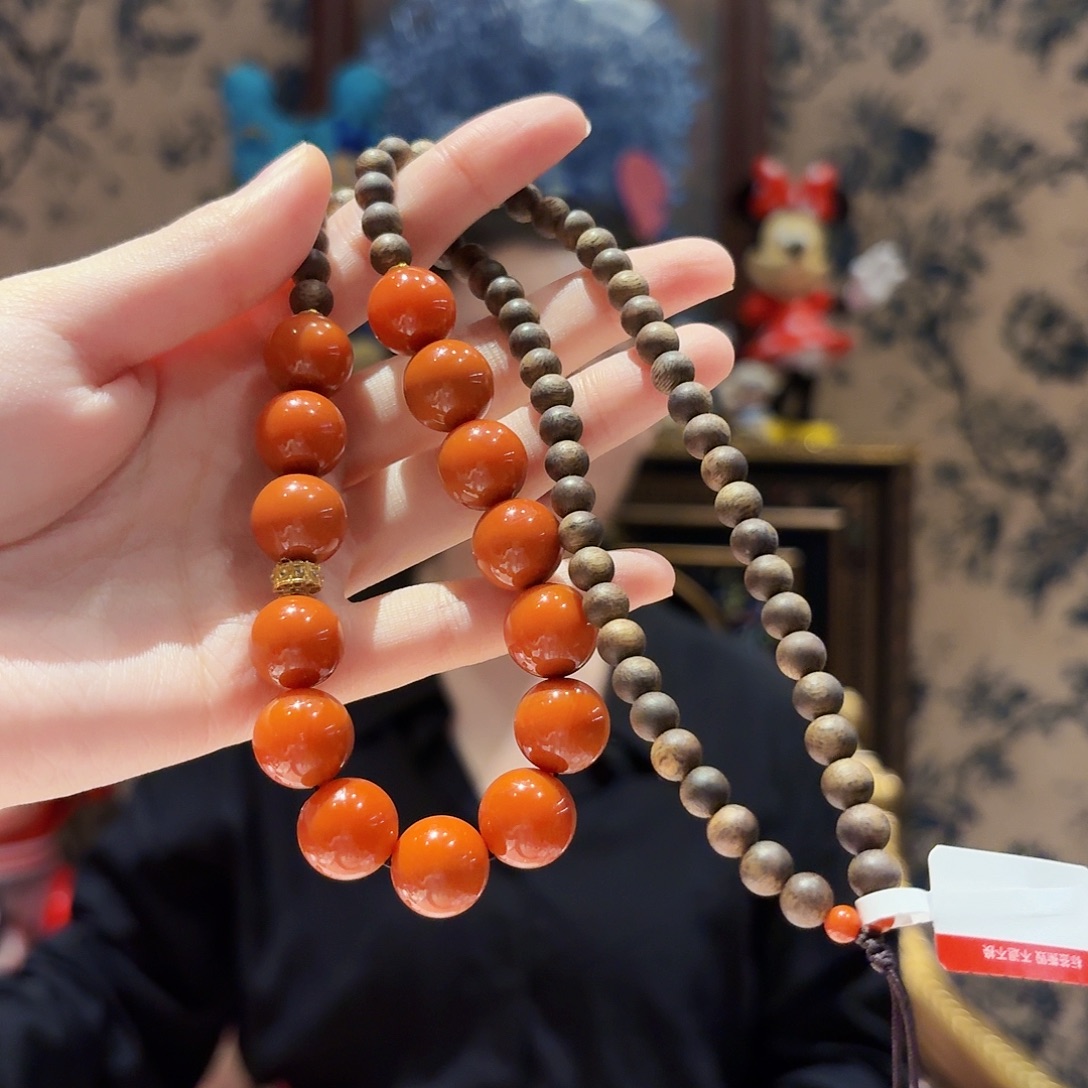 南红玛瑙未镶嵌颈饰