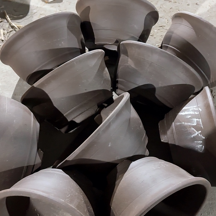 紫砂花盆    100-10。 19.5-10