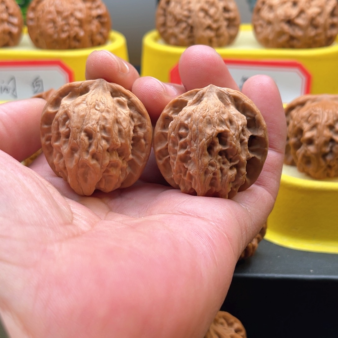 文玩核桃吊坠35全家福平谷闷尖