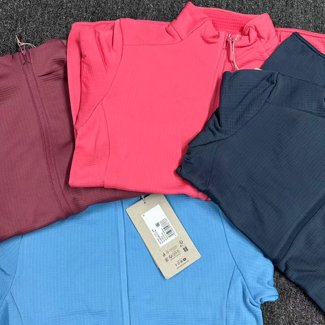 户外休闲衣格子绒女无帽秋冬中间层加绒运动跑步