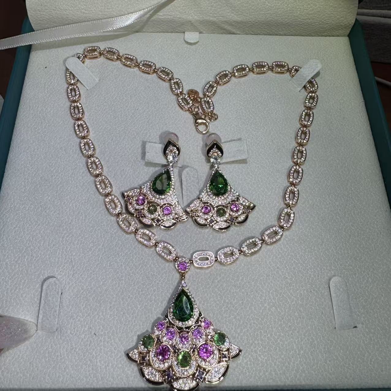 非金属珐琅项链 绿色 高定款扇子项链两件套 L101