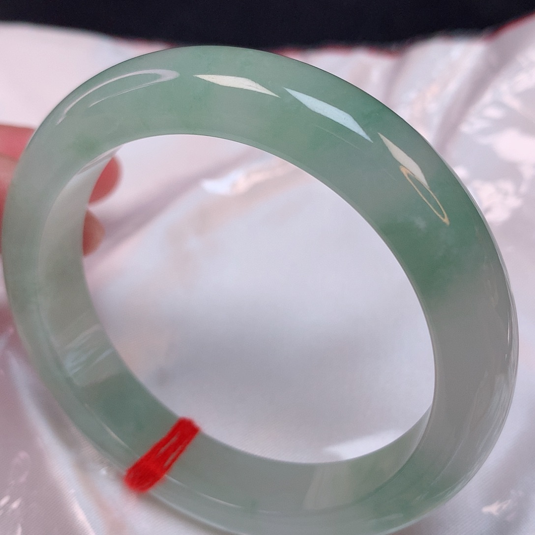 翡翠手镯未镶嵌Q56 翡翠手镯